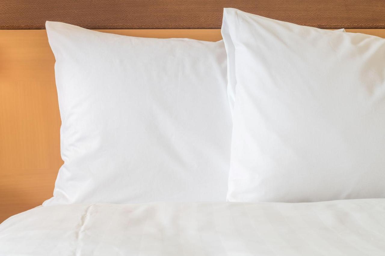 - - Hauptbahnhof By Ihg Hotel