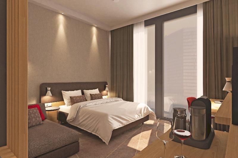 Hotel - - Hauptbahnhof By Ihg 4*