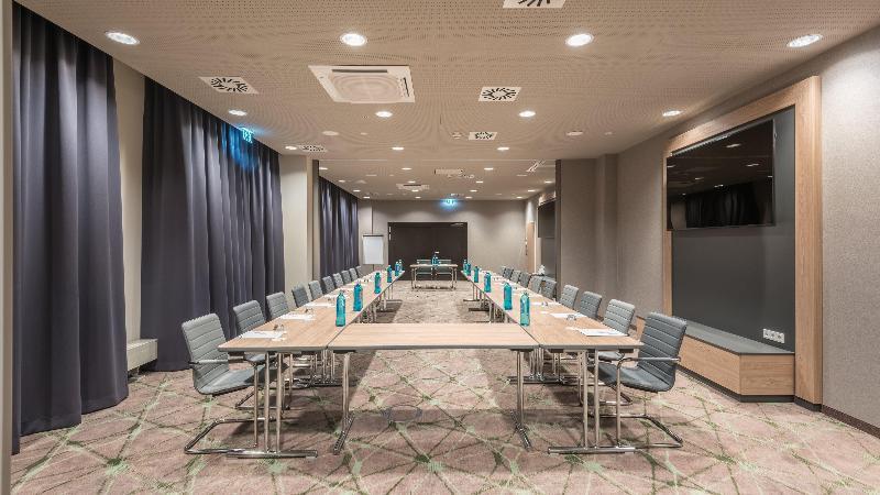 - - Hauptbahnhof By Ihg Hotel Mannheim