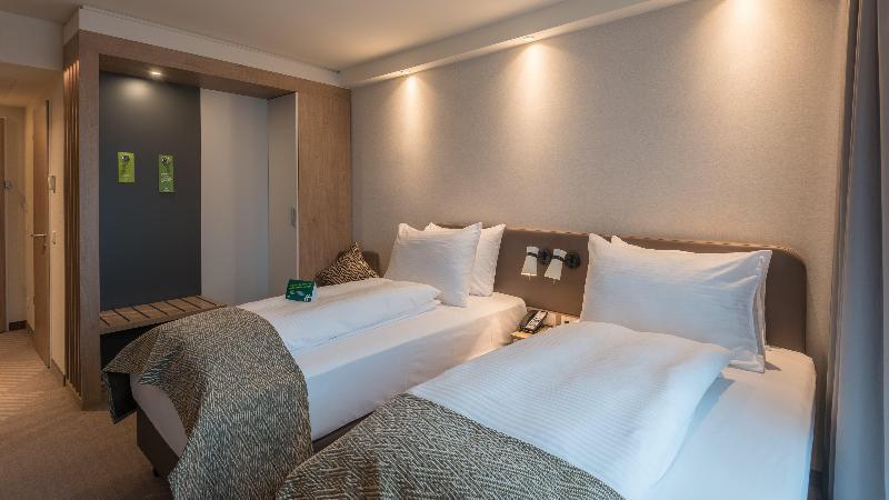 - - Hauptbahnhof By Ihg Mannheim