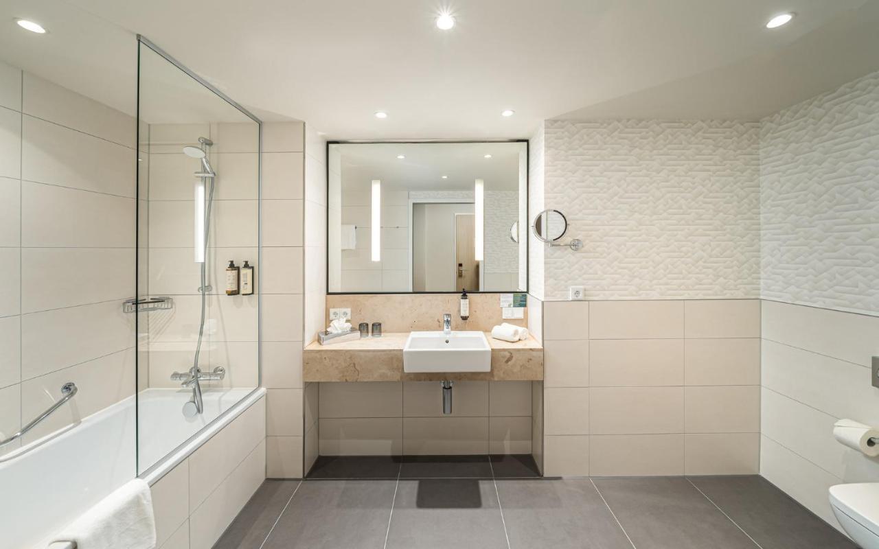 - - Hauptbahnhof By Ihg Hotel Mannheim
